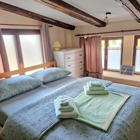 Apartment Sena Pula